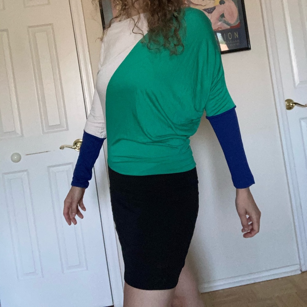 ❤️ BCBG Dress - Picture 3 of 4